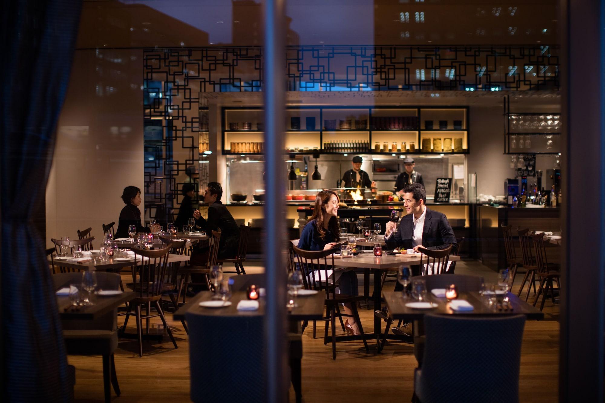 Courtyard By Marriott Shin-Osaka Station Hotel Exterior photo Interior of the restaurant