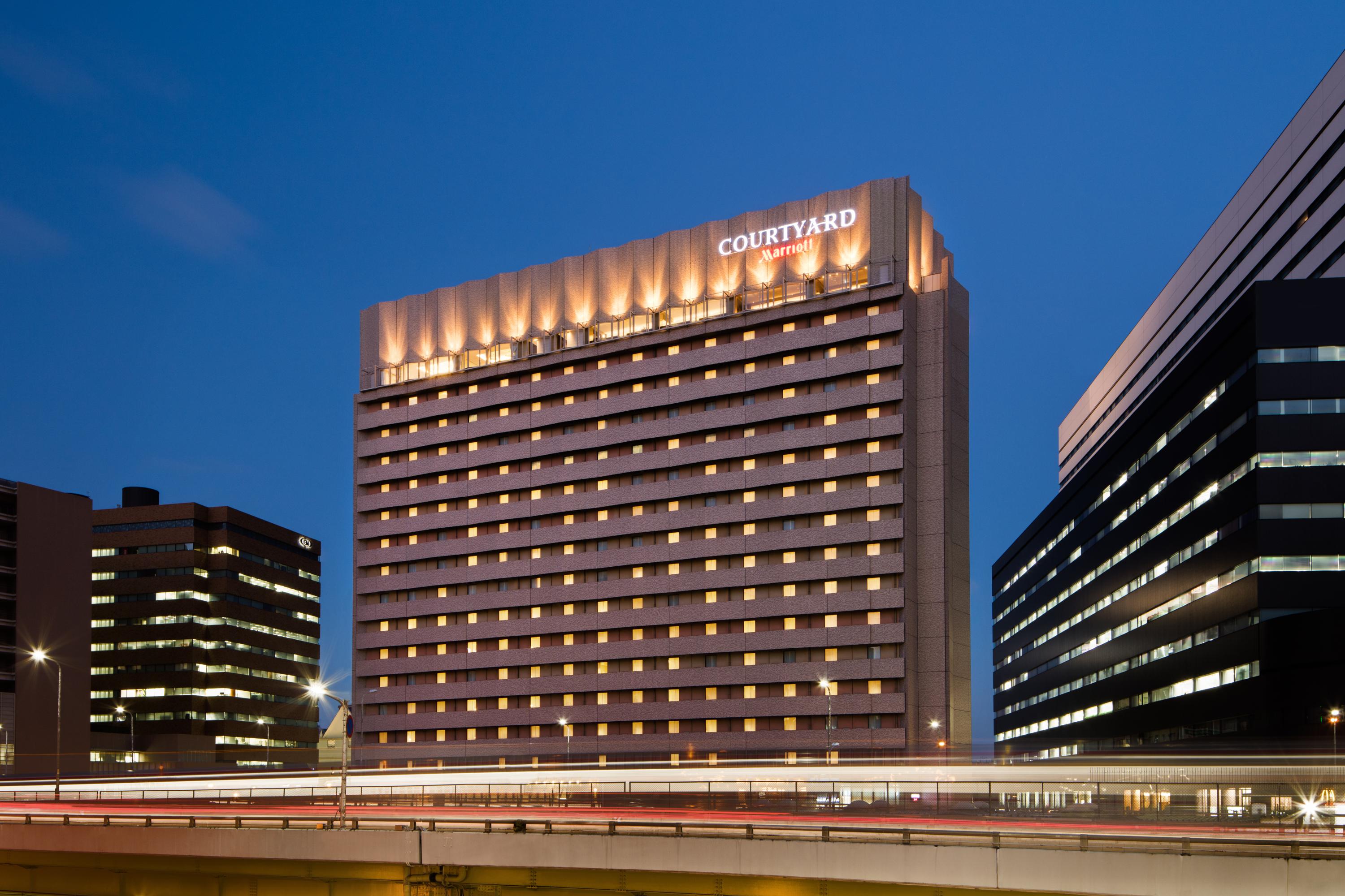 Courtyard By Marriott Shin-Osaka Station Hotel Exterior photo Country Club Hotel