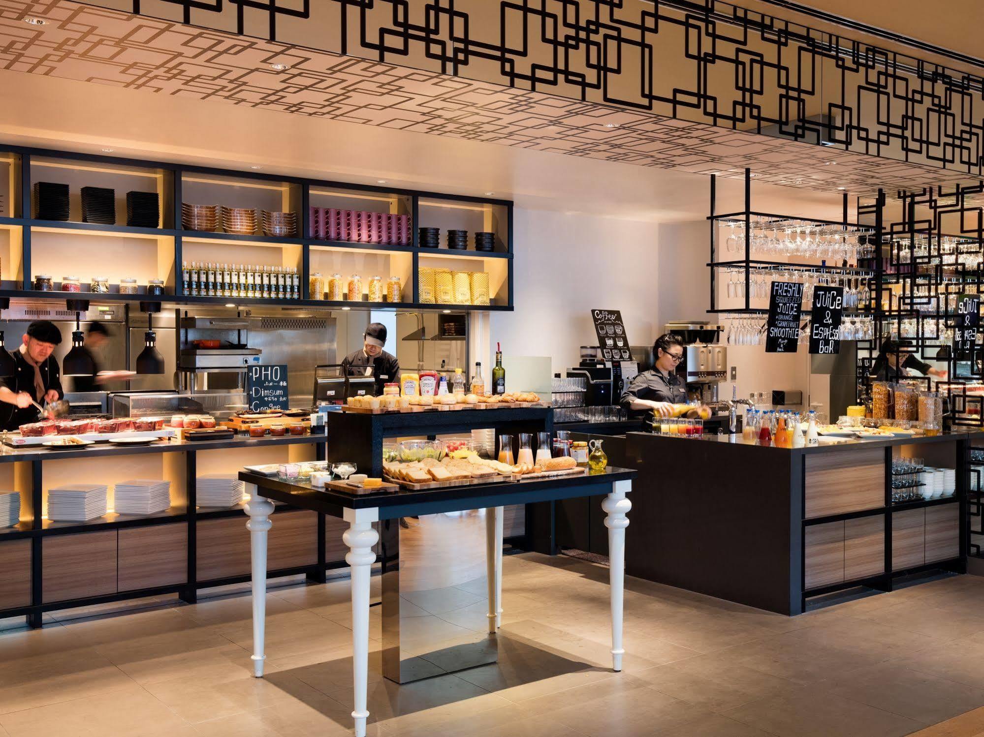 Courtyard By Marriott Shin-Osaka Station Hotel Exterior photo The restaurant