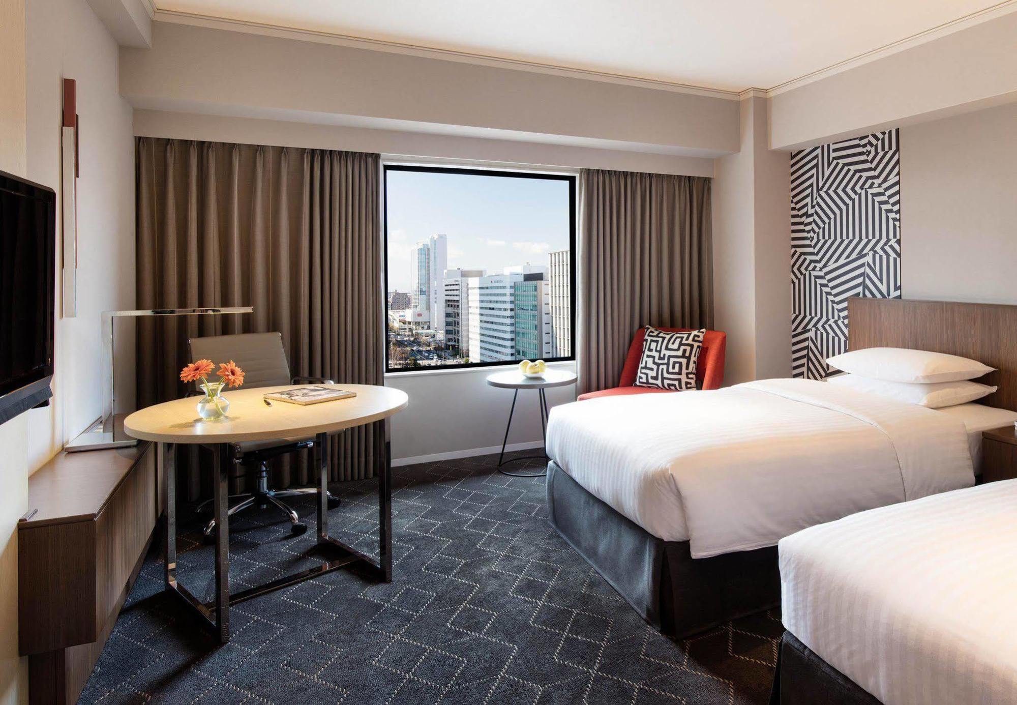 Courtyard By Marriott Shin-Osaka Station Hotel Exterior photo Deluxe Room