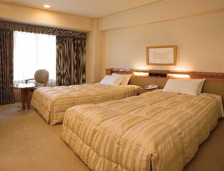 Courtyard By Marriott Shin-Osaka Station Hotel Room photo A room at the hotel